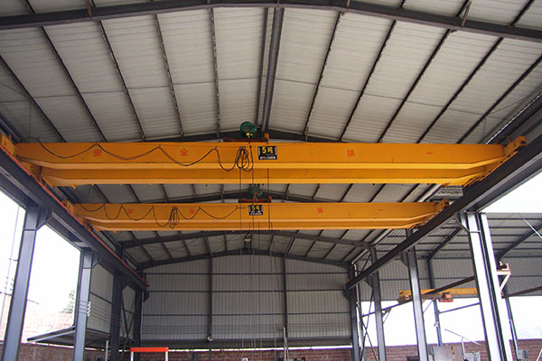 https://www.kostacrane.com/wp-content/uploads/2024/09/Electric-Hoist-Overhead-Crane-1.jpg