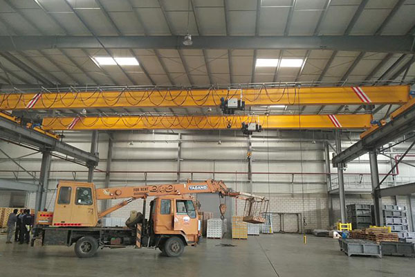 https://www.kostacrane.com/wp-content/uploads/2024/09/European-Style-Single-Girder-Overhead-Crane-3.jpg