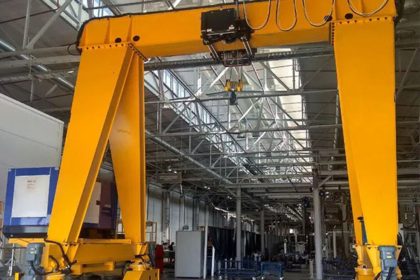 https://www.kostacrane.com/wp-content/uploads/2024/09/European-Style-Tire-gantry-crane-2.jpg