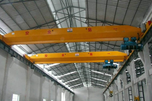 https://www.kostacrane.com/wp-content/uploads/2024/09/Explosion-Proof-Overhead-Crane-2.jpg