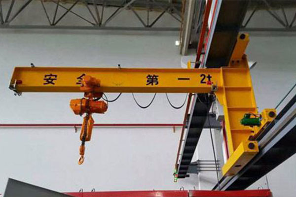 https://www.kostacrane.com/wp-content/uploads/2024/09/Wall-Traveling-JIb-Crane-4.jpg