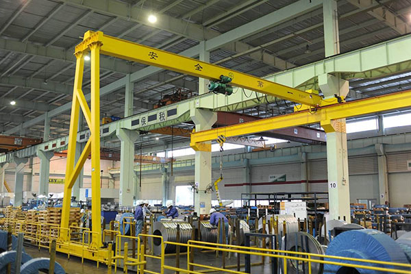 https://www.kostacrane.com/wp-content/uploads/2024/09/semi-gantry-crane-1.jpg