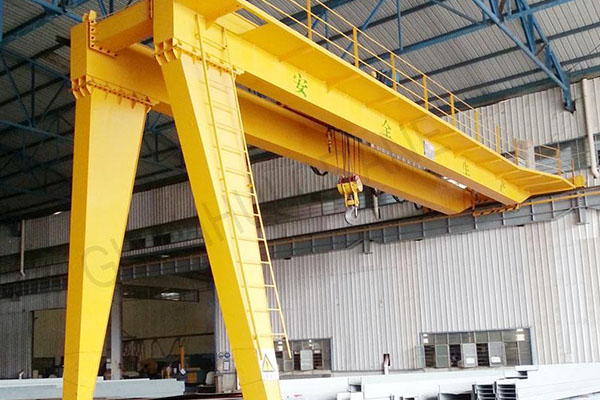 https://www.kostacrane.com/wp-content/uploads/2024/09/semi-gantry-crane-2.jpg